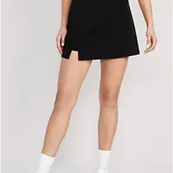NWT OLD NAVY Extra High-Waisted PowerChill Skort COLOR Black Jack - Picture 6 of 11
